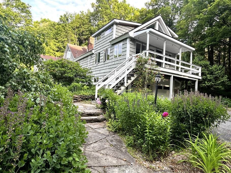 Housefront 1 transformation